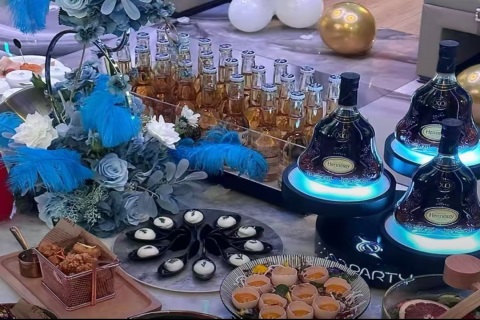 上饶悦荟KTV招聘酒水促销员,稳定高薪岗位期待你大展宏图